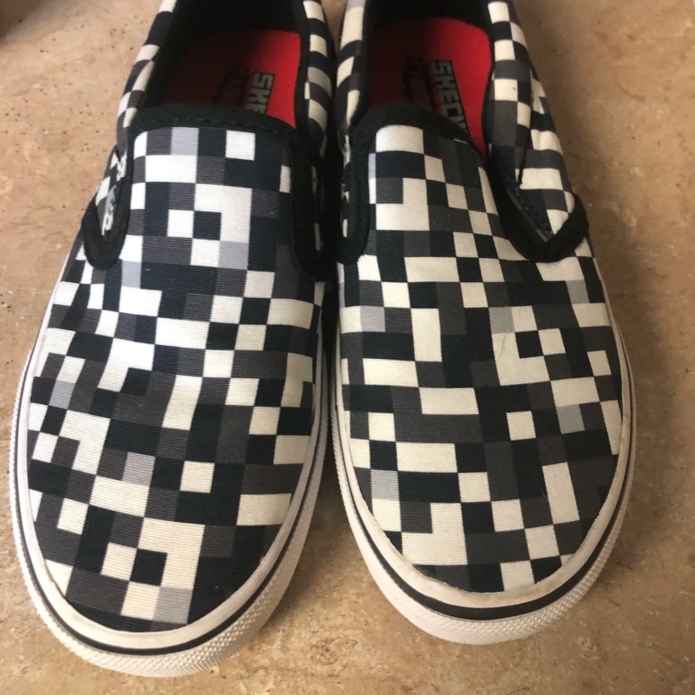 Sketchers - brand new without tags